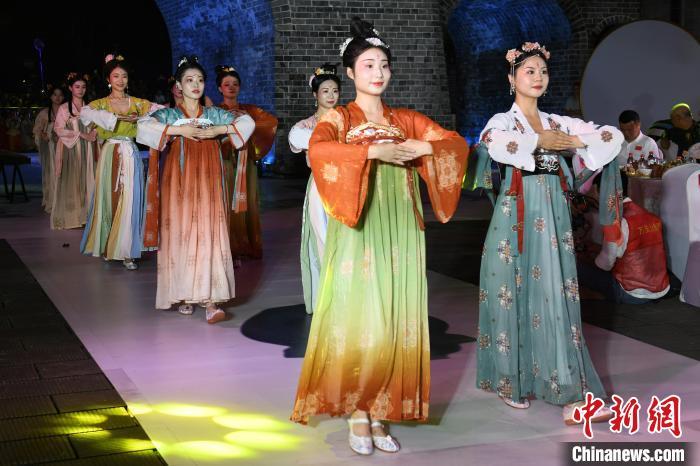 在线电游娱乐